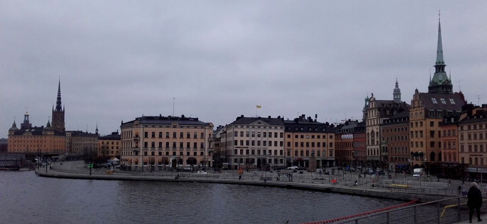 Los colores de Estocolmo cambian cuando el día amanece gris